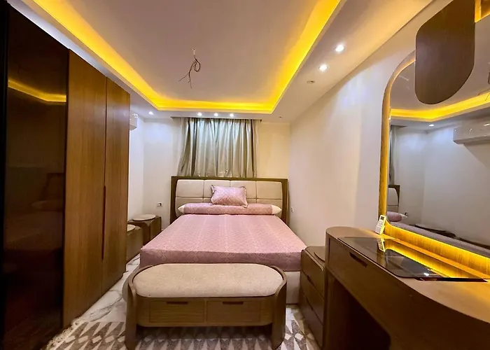 Two-bedroom For Rent In Hub Compound Appartement *