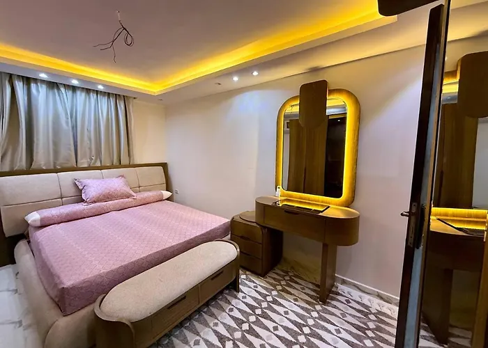 Appartement Two-bedroom For Rent In Hub Compound