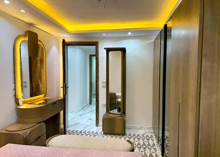 Appartement Two-bedroom For Rent In Hub Compound